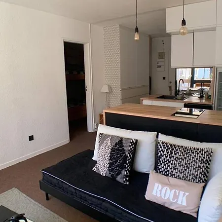 Apartment 3 Pieces, 6 Couchages, Balcon Expose Sud-est Au Sauze - Fr-1-804-38 Le Sauze